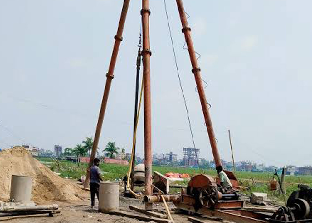 Piles and Palisading